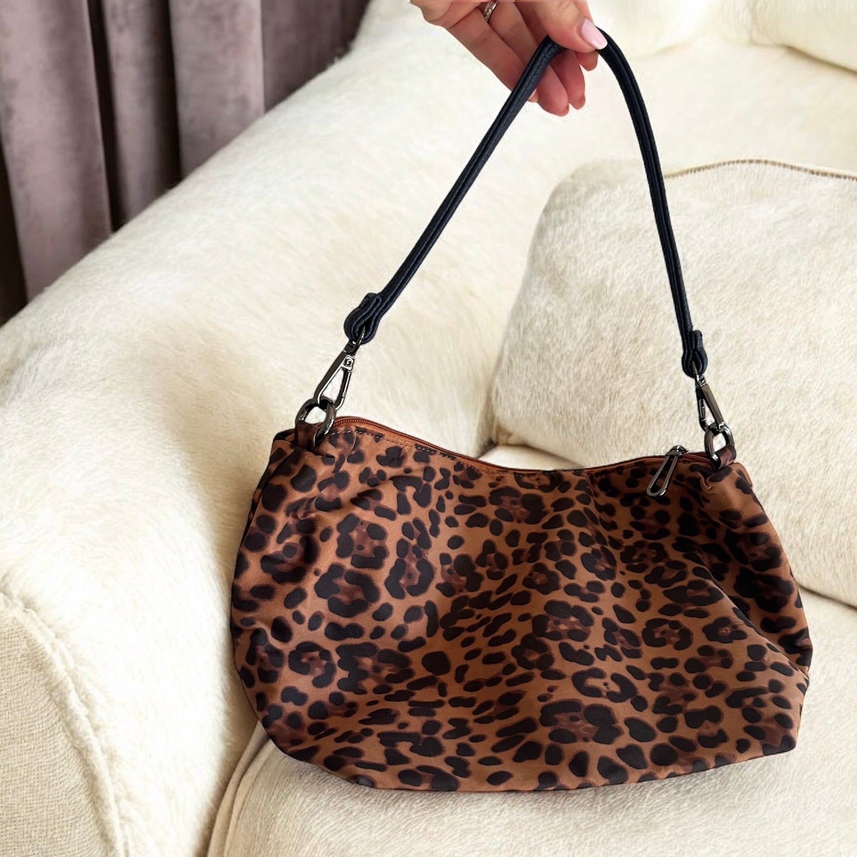 Tote Bag With Leopard Print Pouch