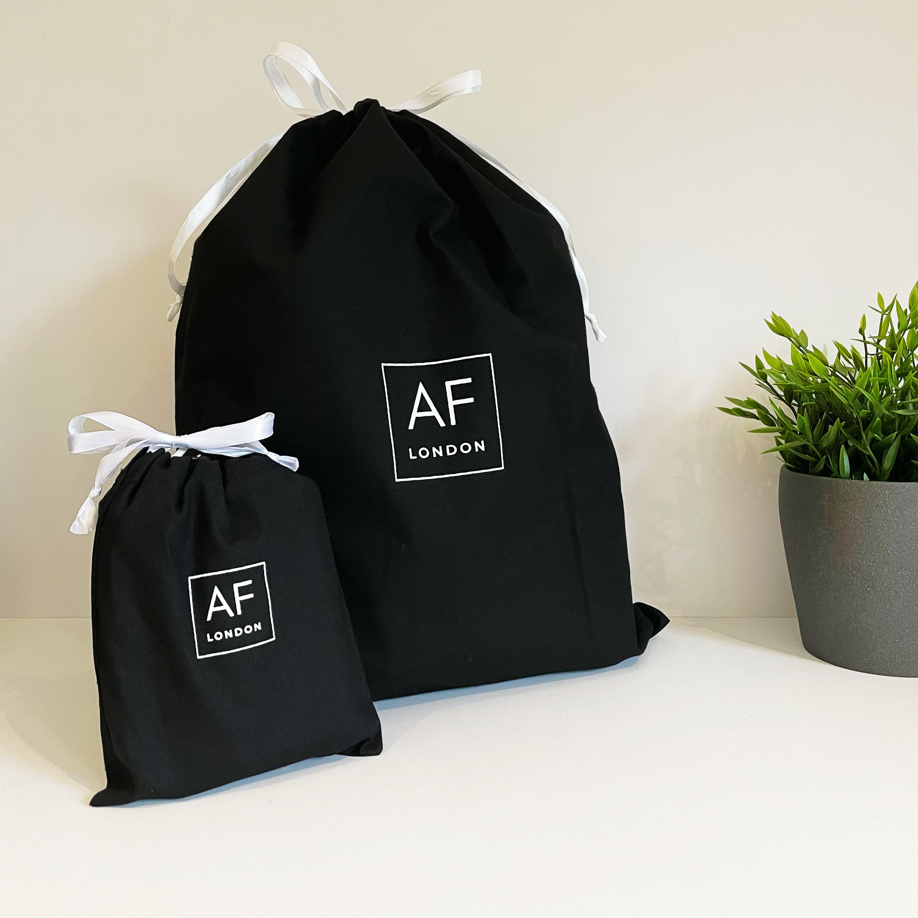 Mens Personalised Toiletry Bag & Wash Bag Set